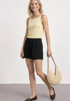 High Waist Shorts mit Gürtel