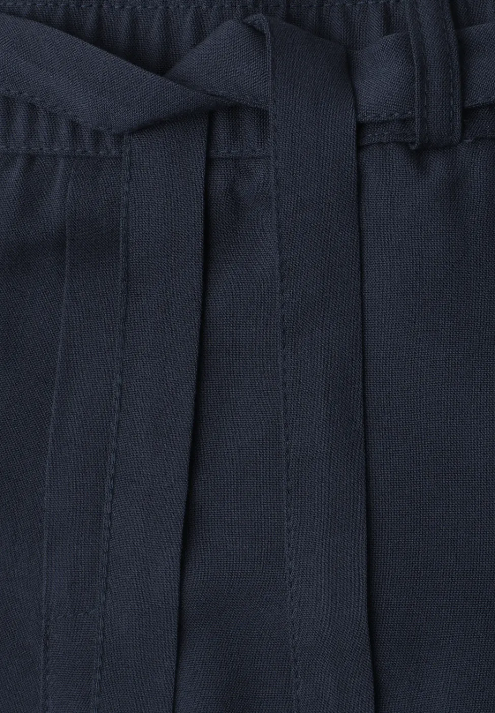 High Waist Shorts mit Gürtel