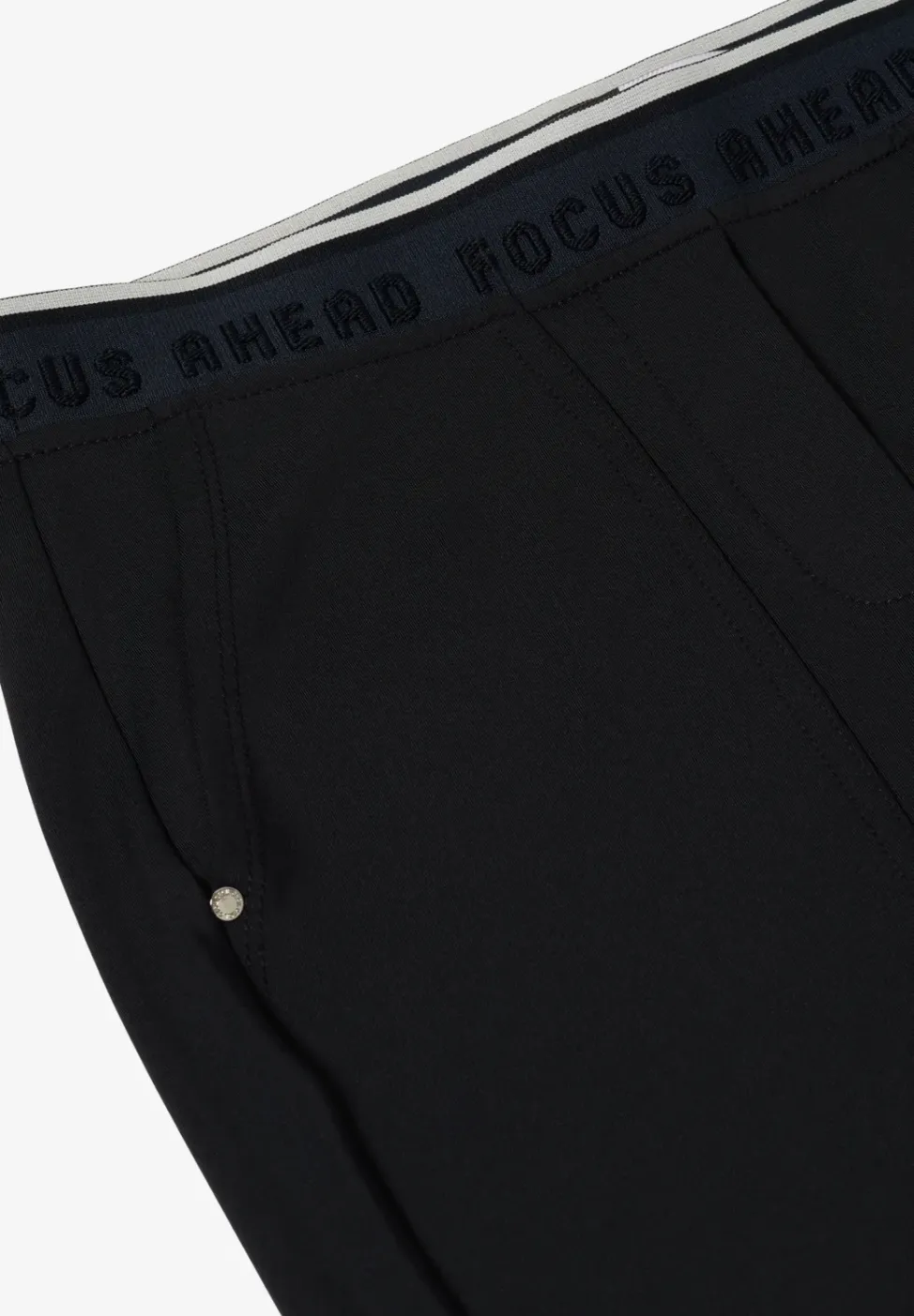 Hose im Causal Fit