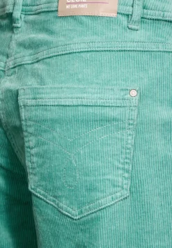 Hose im Loose Fit