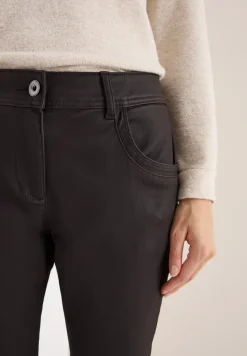 Hose im Leder-Look