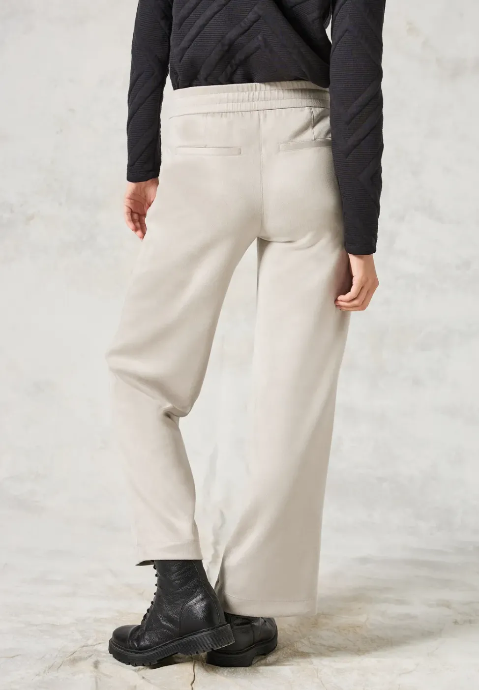 Hose in Velours-Optik