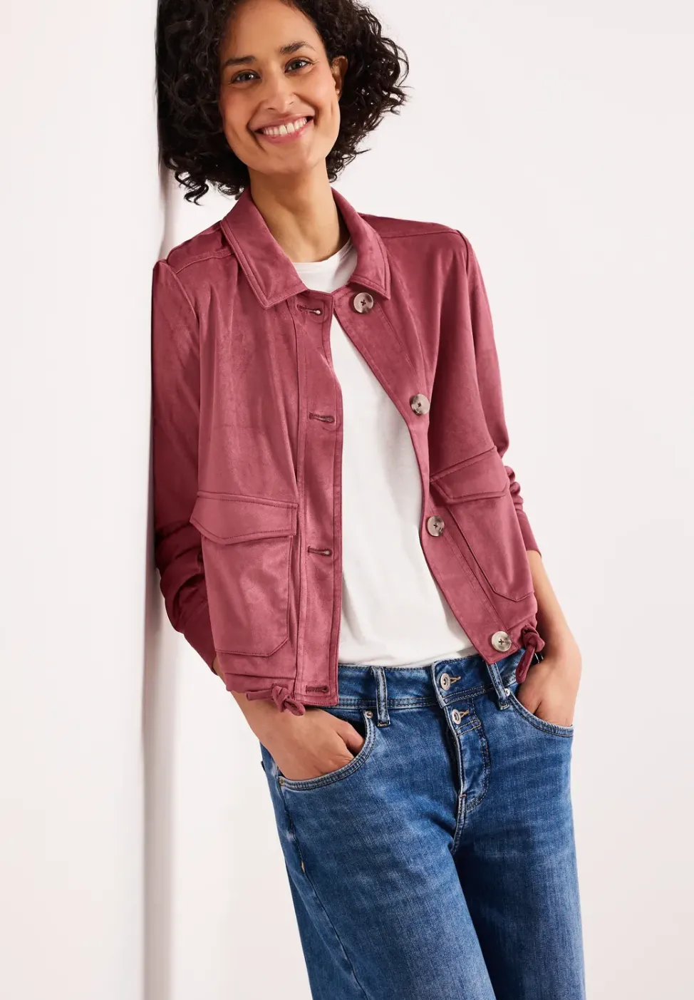 Jacke aus Velours mit Knopfleiste