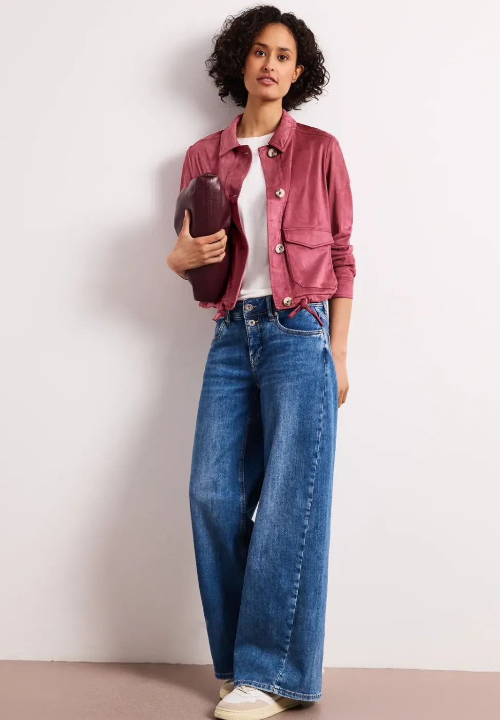 Jacke aus Velours mit Knopfleiste