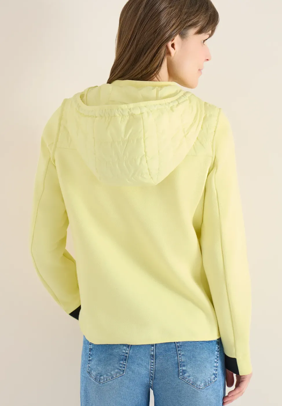 Jacke mit Strukturmix und Kapuze