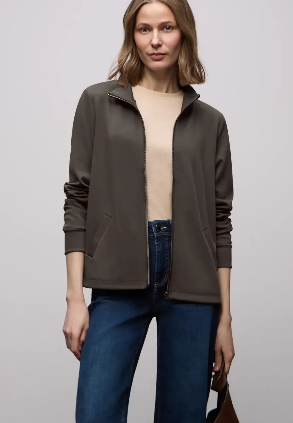 Jacke mit Tunnelzug