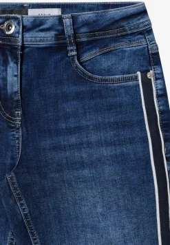 Jeans mit Gallonstreifen