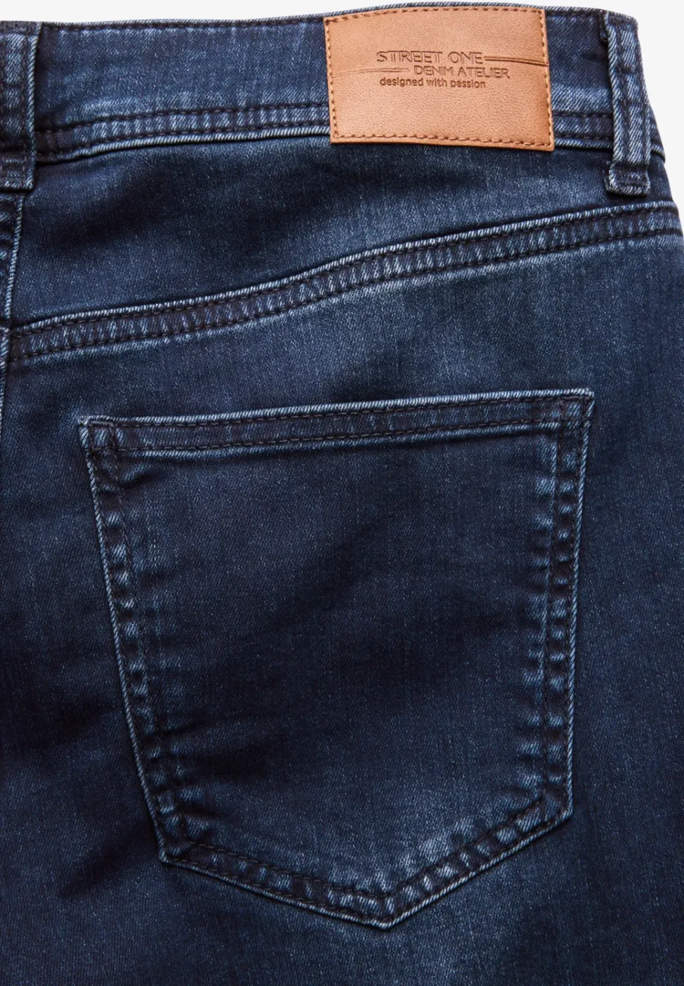 Jeans im Cargo-Look