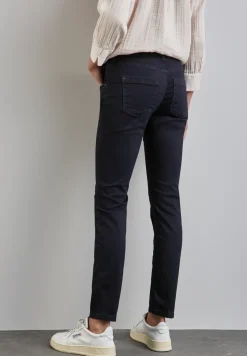 Jeans im Casual Fit