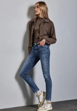 Jeans im Slim Fit