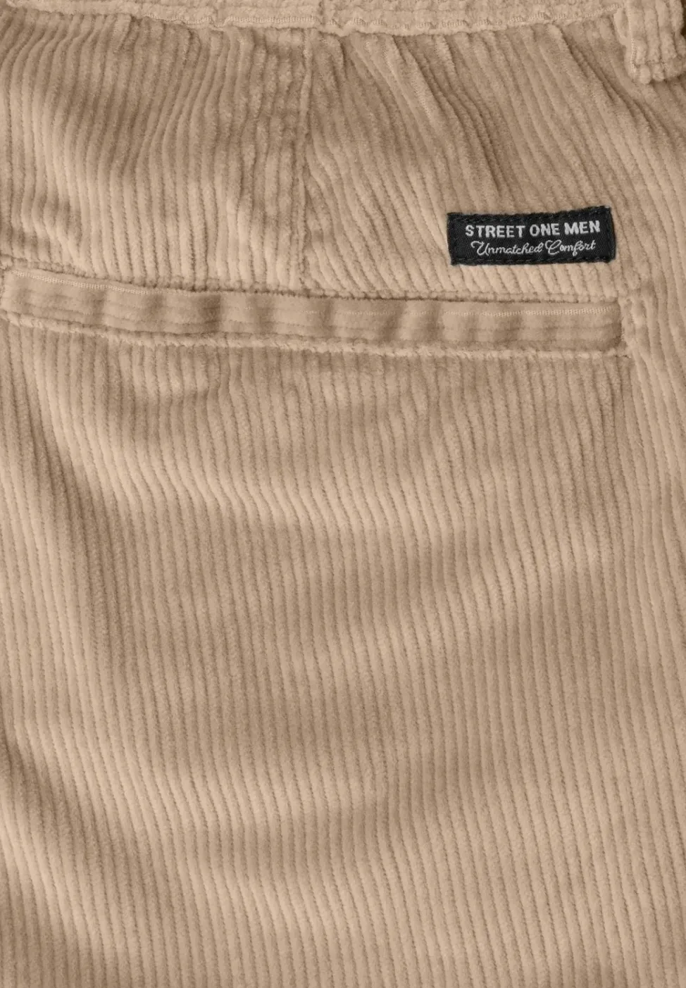 Jogg Cargo Shorts im Regular Fit