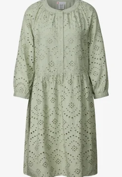 Kleid mit Lochstickerei