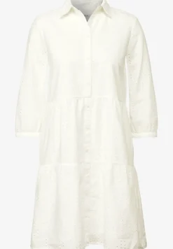 Kleid mit Lochstickerei