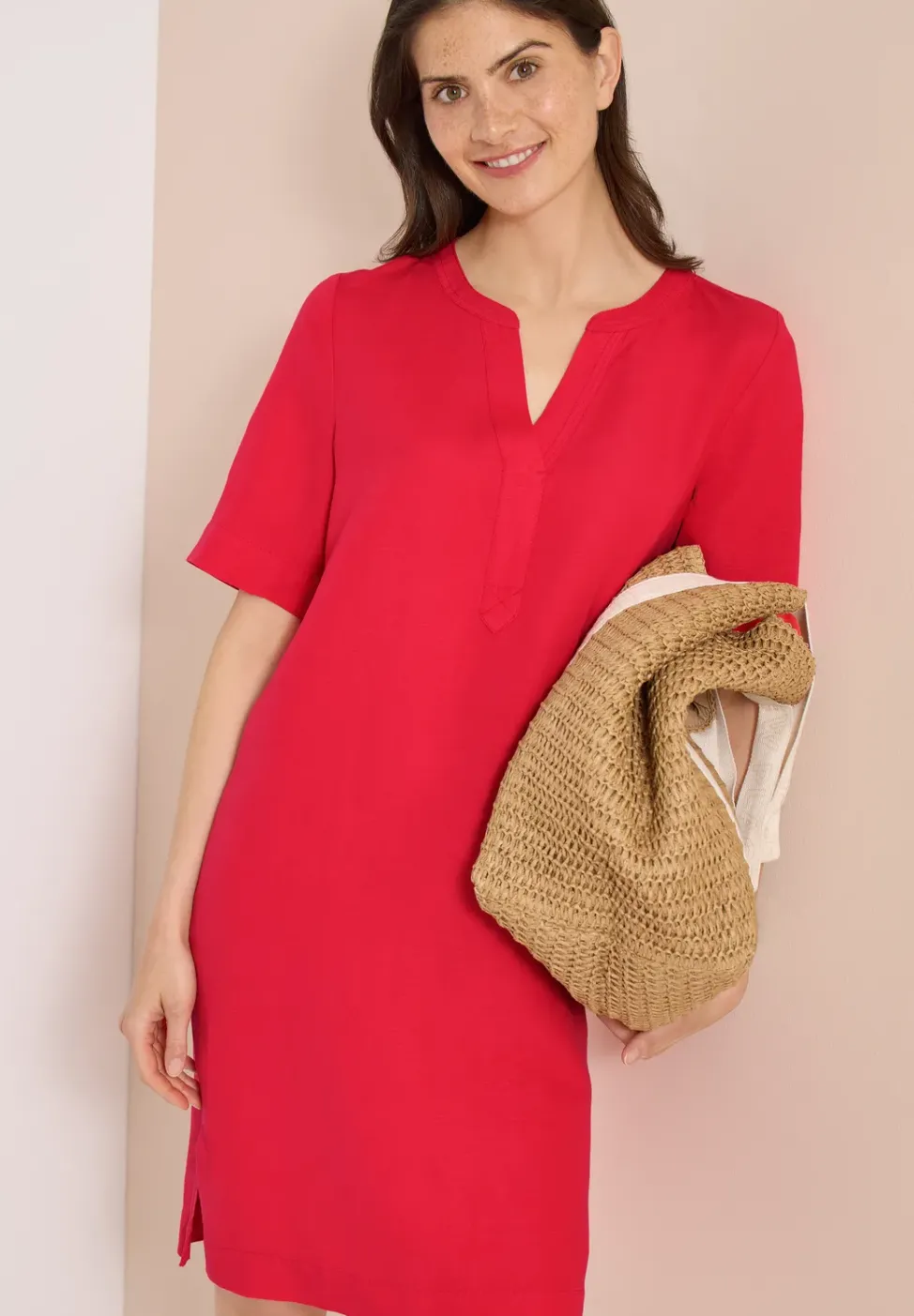 Knielanges Kleid aus Leinenmix