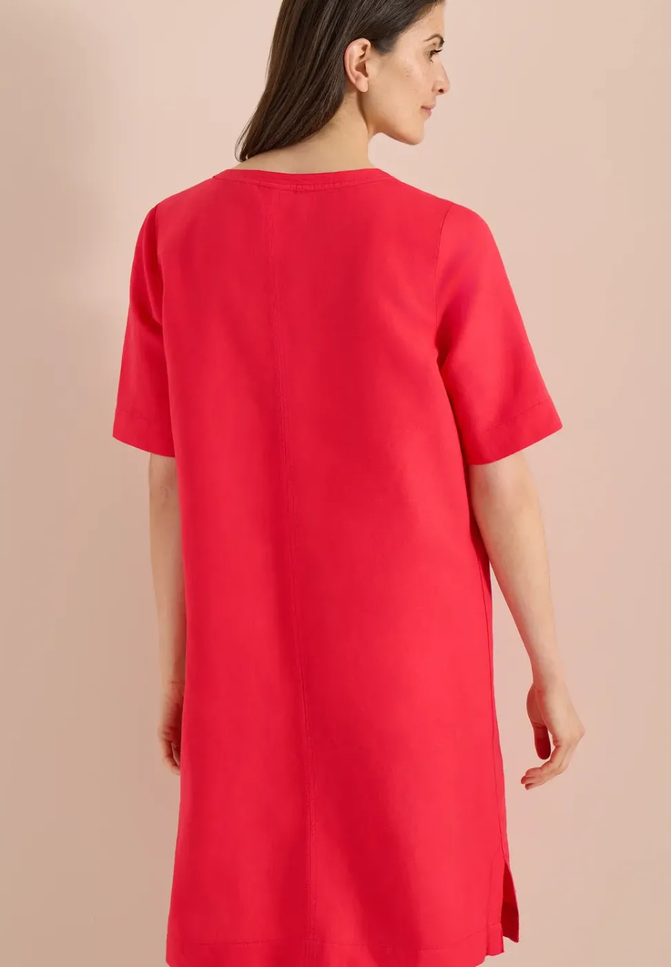 Knielanges Kleid aus Leinenmix