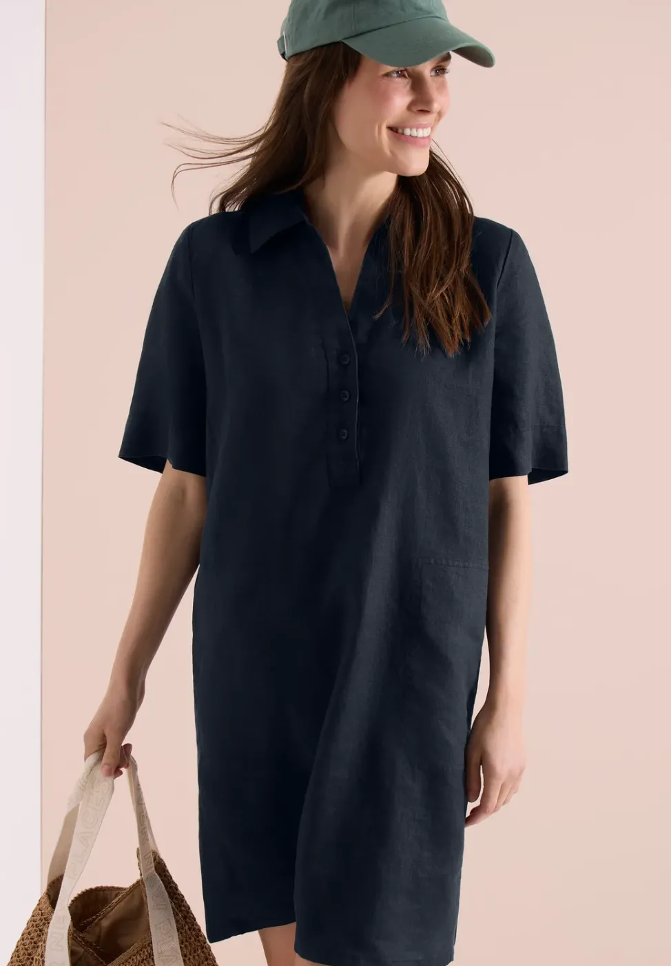 Knielanges Kleid aus reinem Leinen