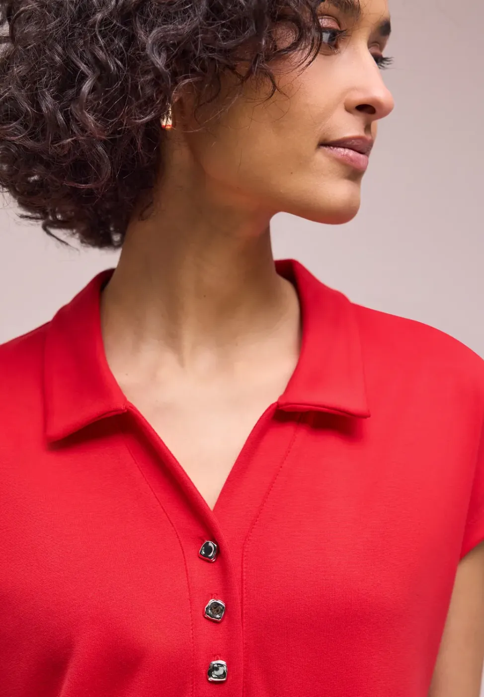Knielanges Kleid in Unifarbe