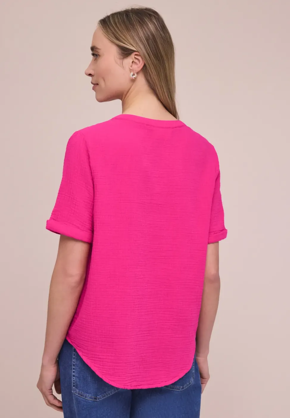 Kurzarm Bluse in Musselinqualität mit Turn-Up