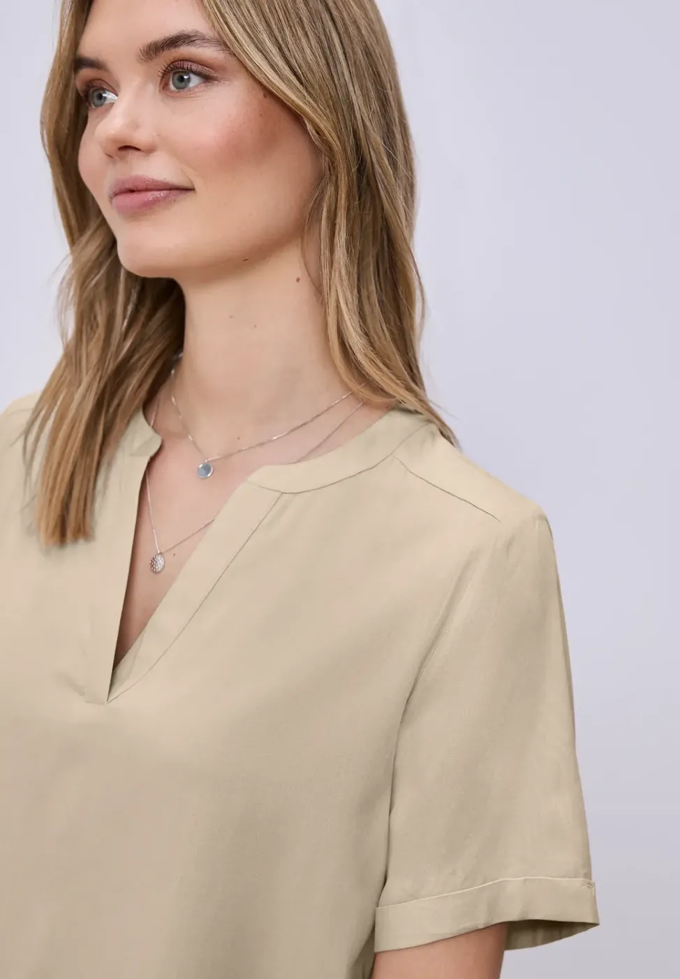 Kurzarm Bluse mit Turn-Up