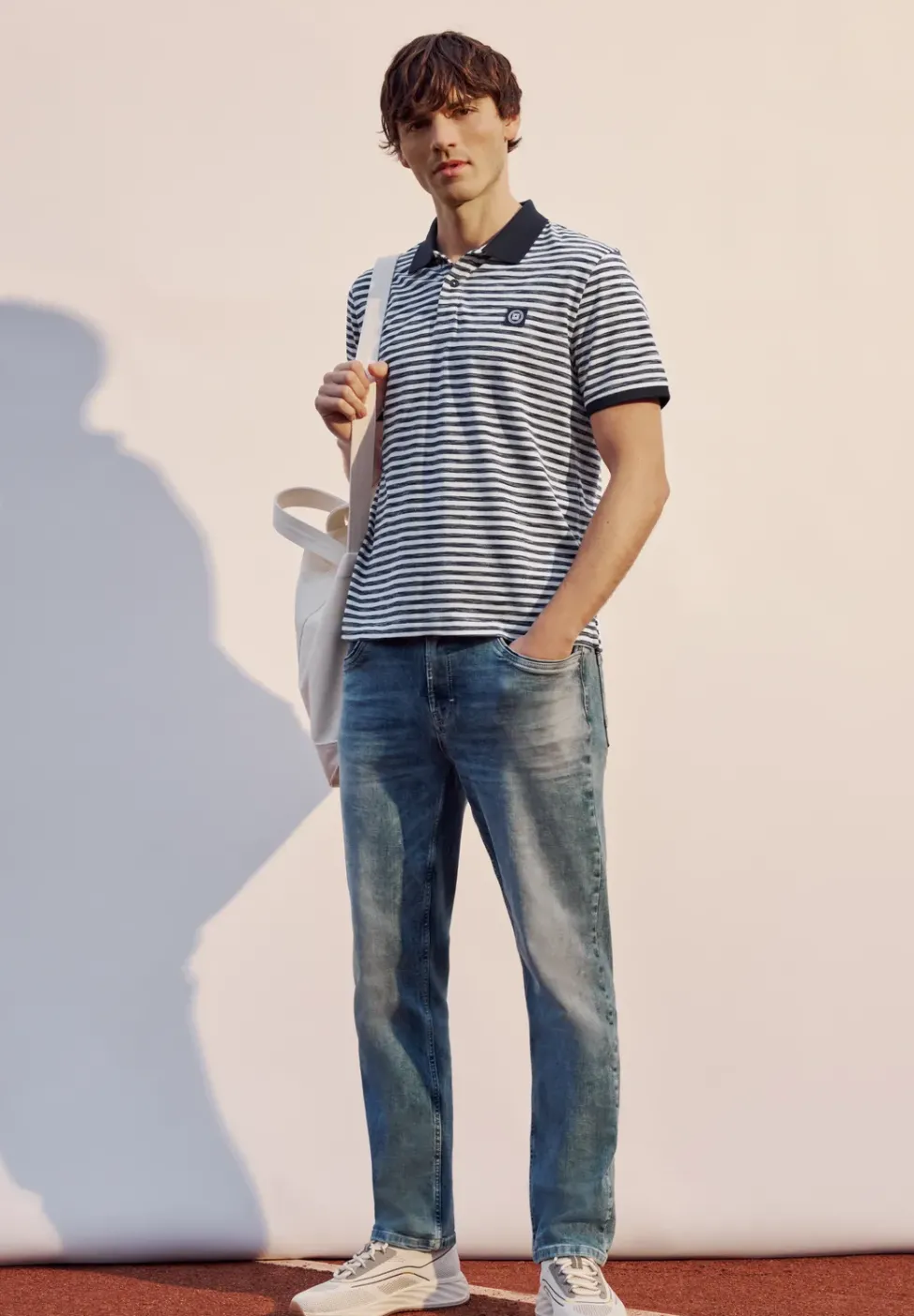 Kurzarm Poloshirt in Piquéstruktur