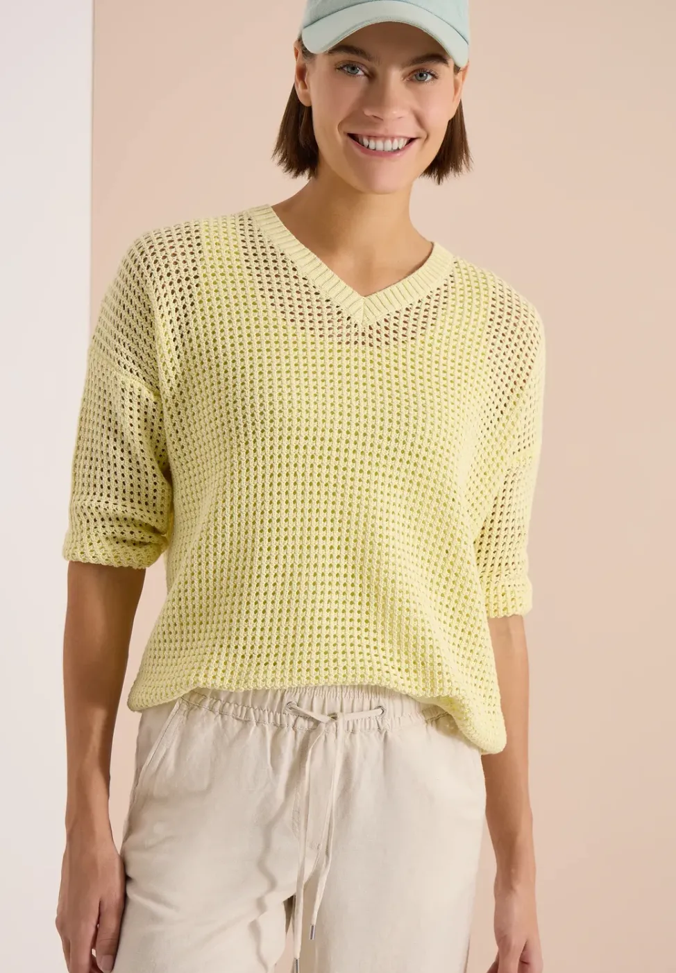 Kurzarm Pullover im Crochet-Look