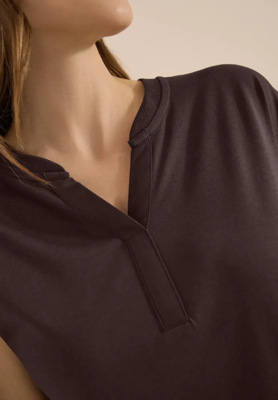 Kurzarm Shirt im Tunika-Look