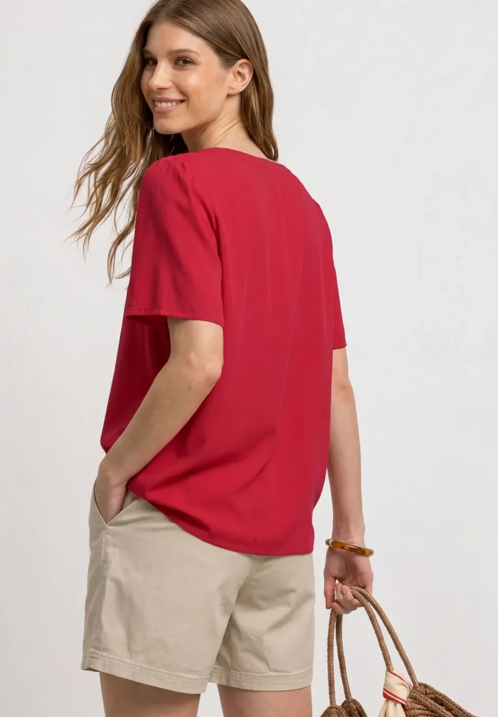 Kurzarm Bluse mit Split Neck und Knöpfen