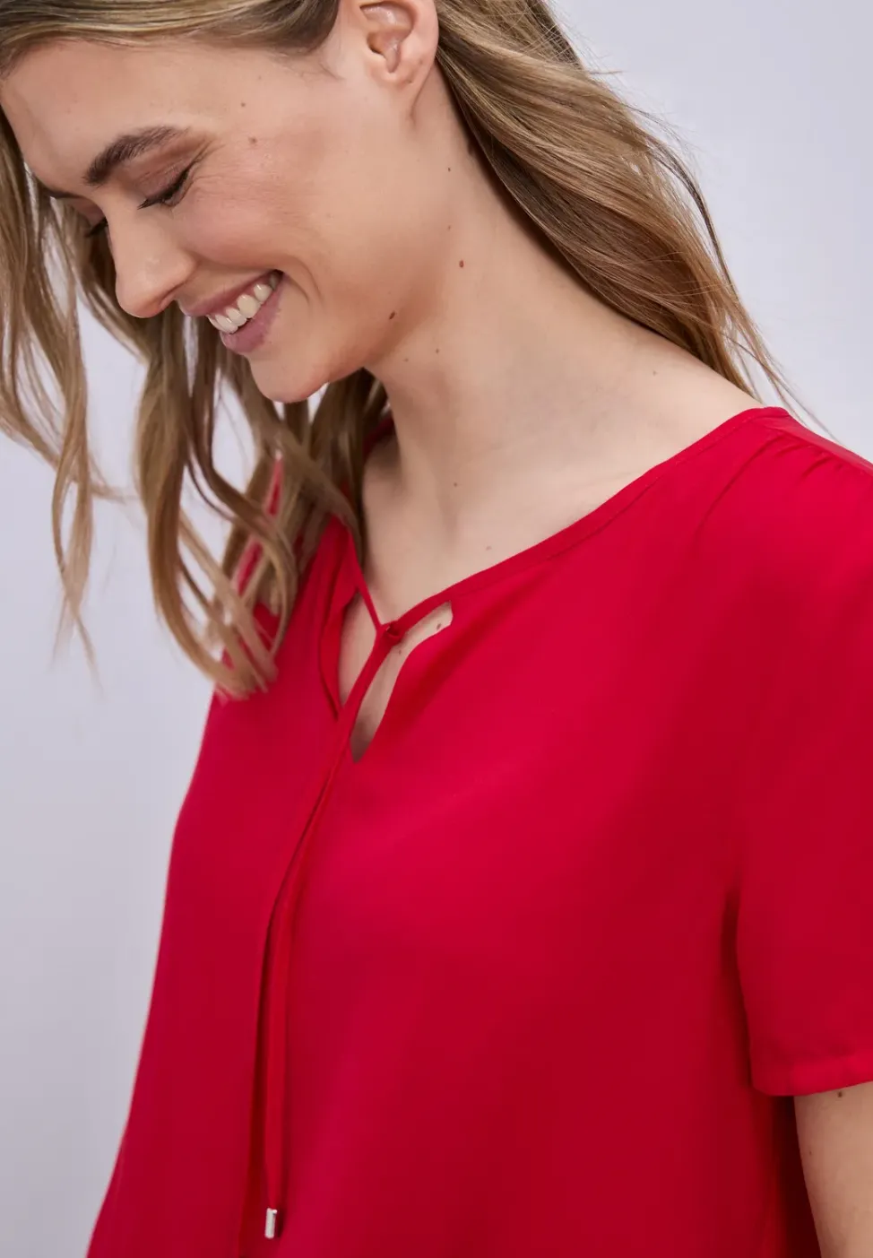 Kurzarm Bluse mit String-Detail