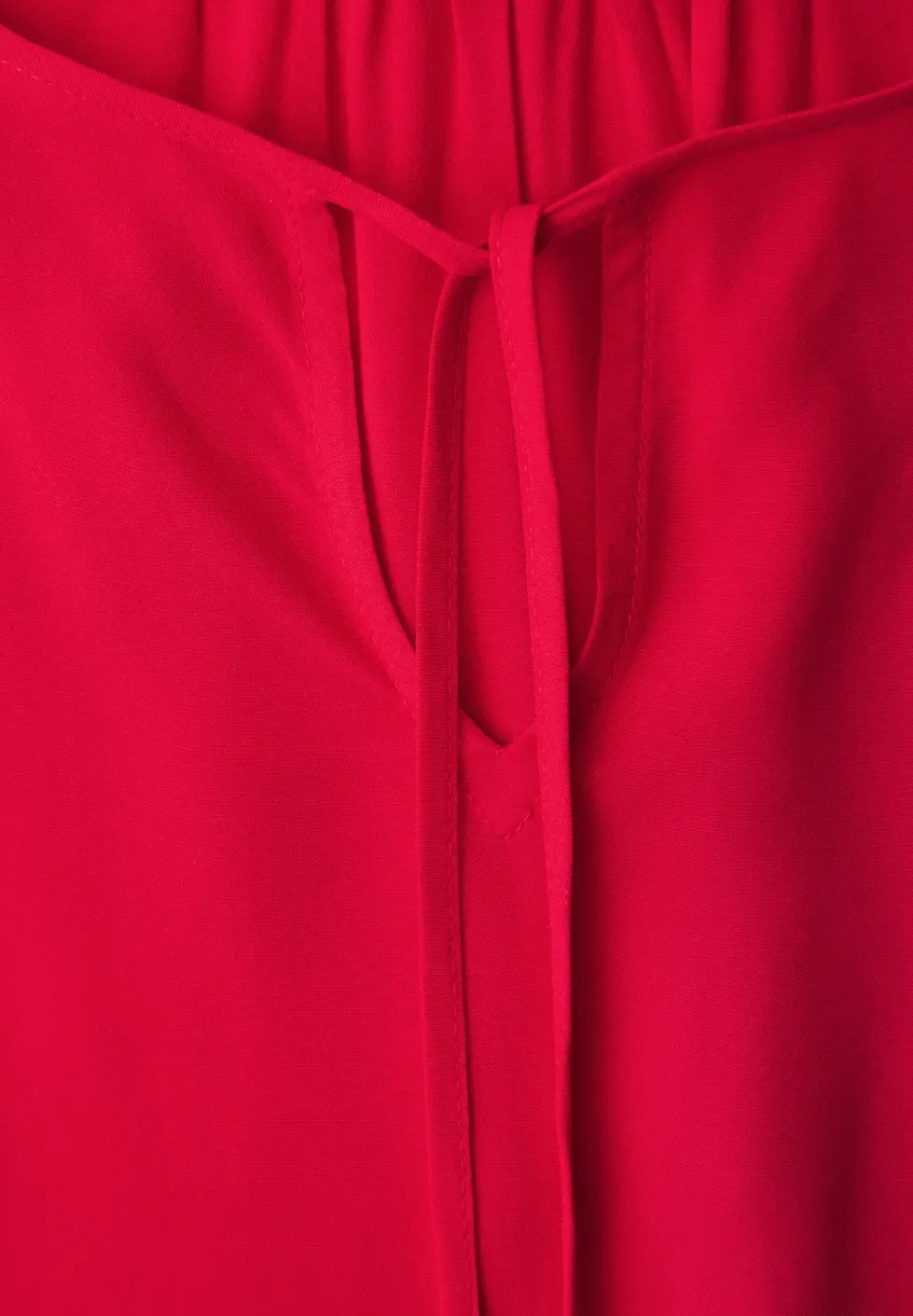 Kurzarm Bluse mit String-Detail