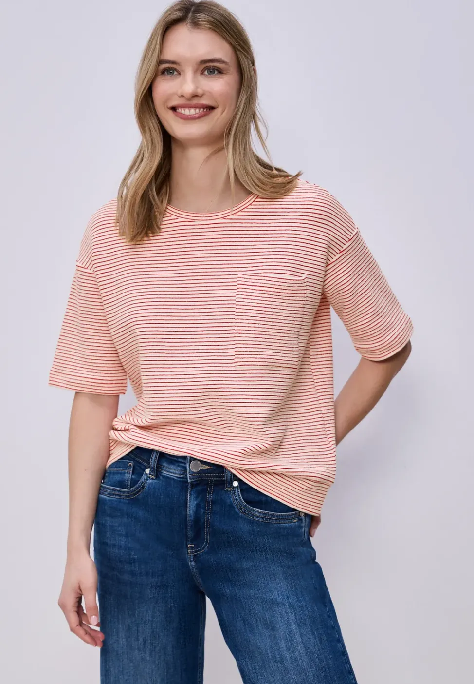 Kurzarmshirt mit Strukturstreifen