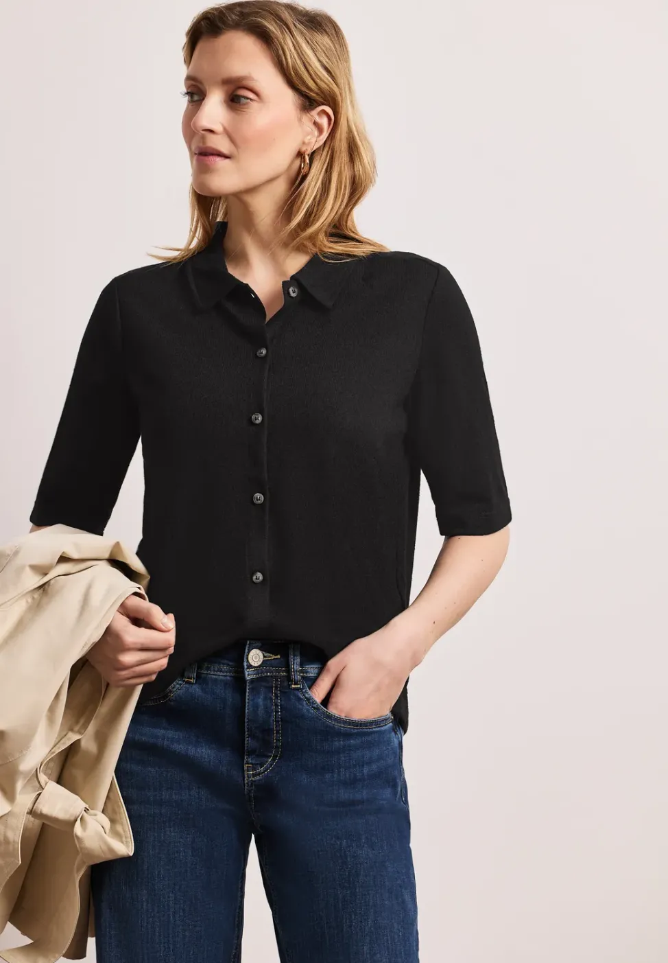 Kurzarm Shirt mit Knopfleiste