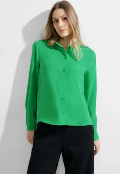 Kurze Hemdbluse