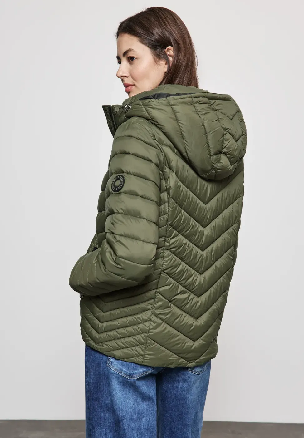 Kurze Steppjacke