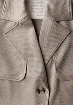 Kurze Velours Jacke