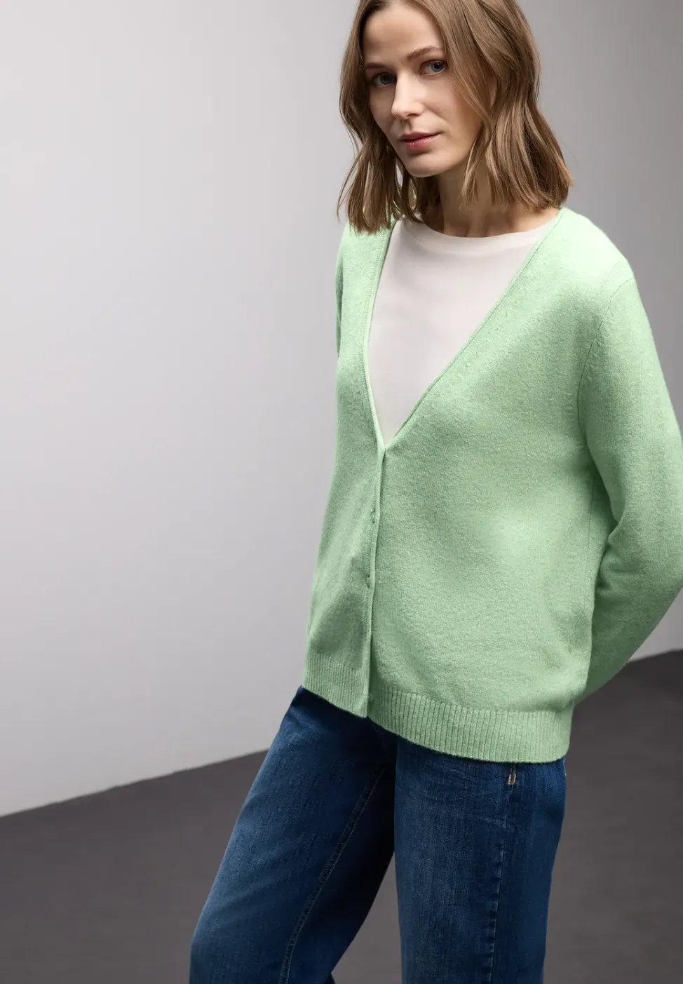 Kuscheliger V-Neck Cardigan