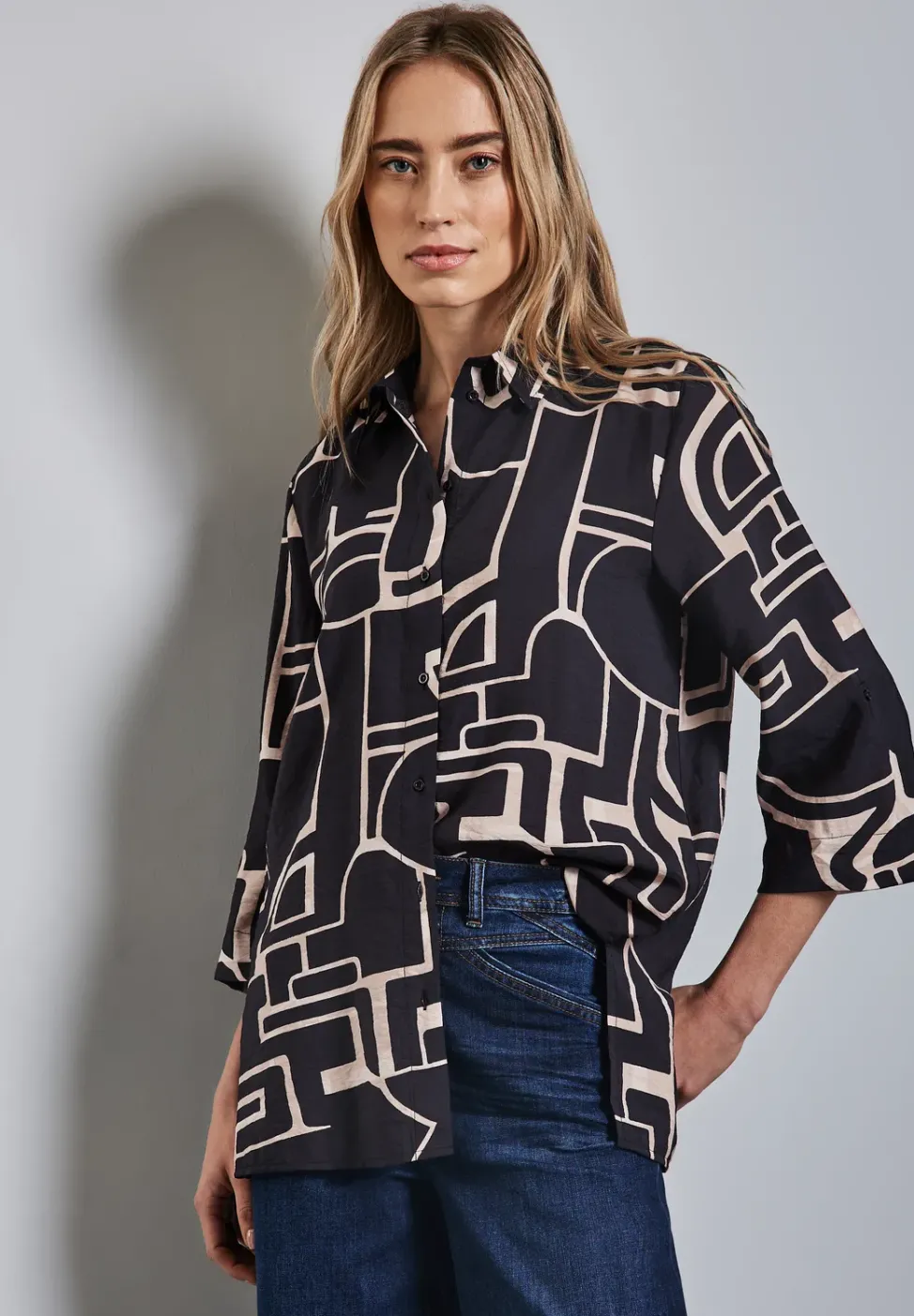 Lange Bluse mit Turn-Up