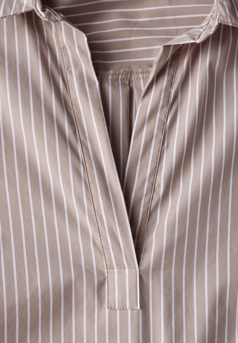 Lange Business-Bluse