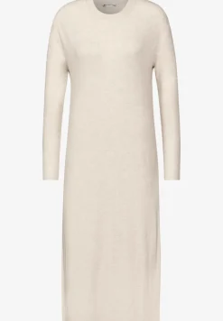 Langes Strickkleid
