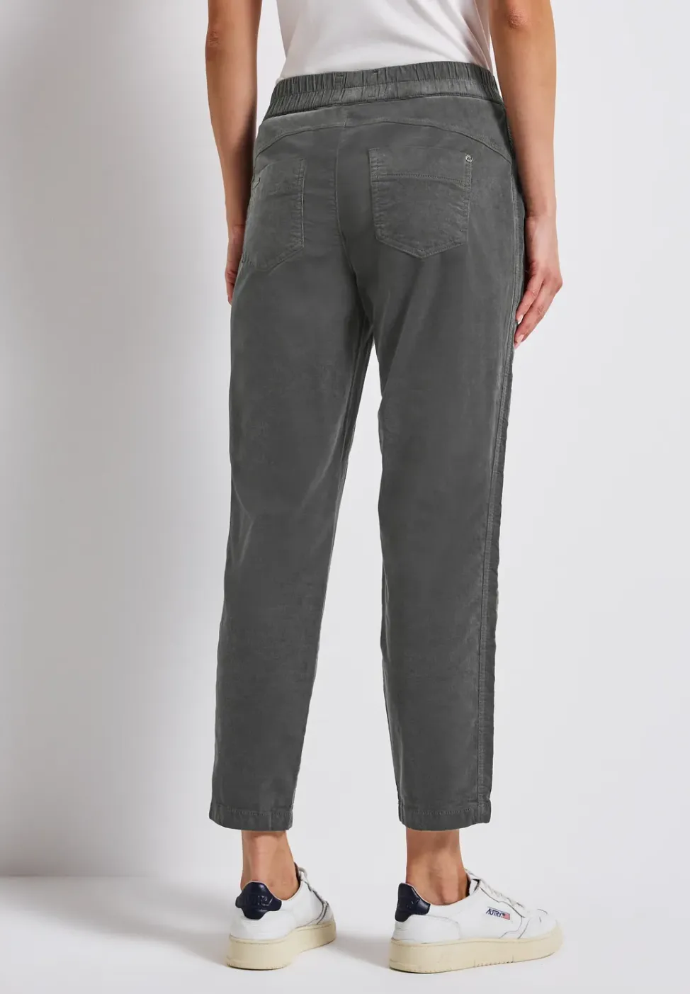 Loose Fit Cordhose