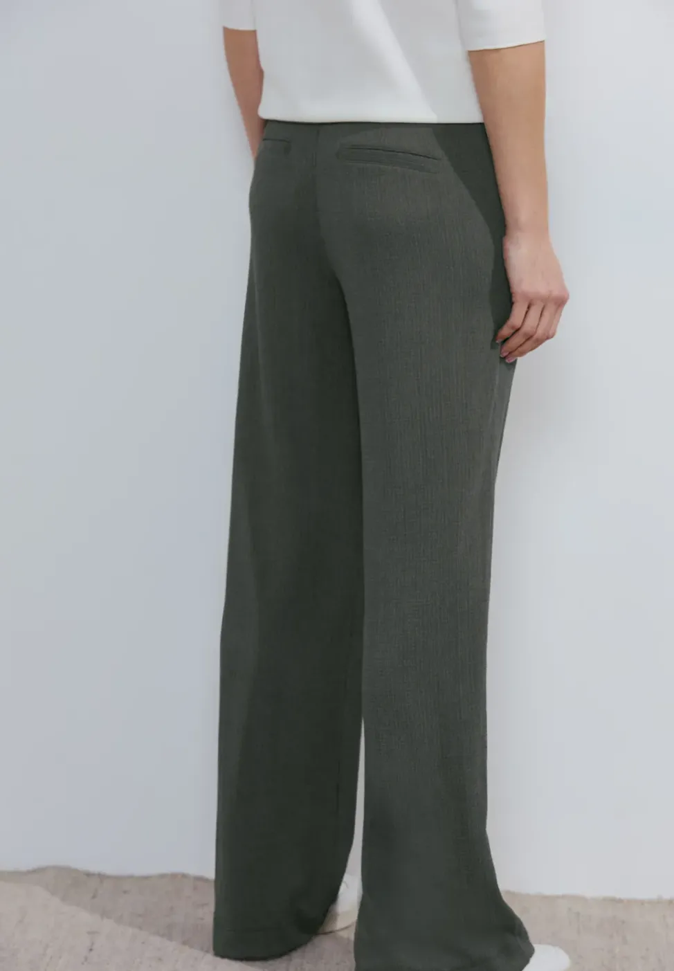 Loose Fit Hose