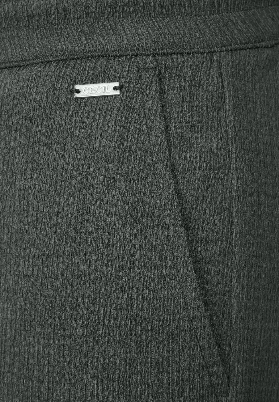 Loose Fit Hose