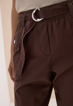 Mid Waist Slim Leg Hose im Loose Fit