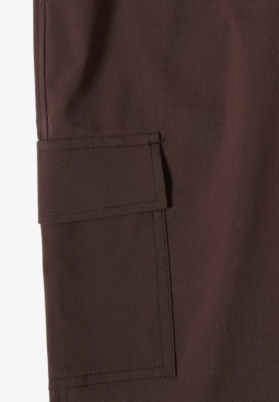 Mid Waist Slim Leg Hose im Cargo-Look