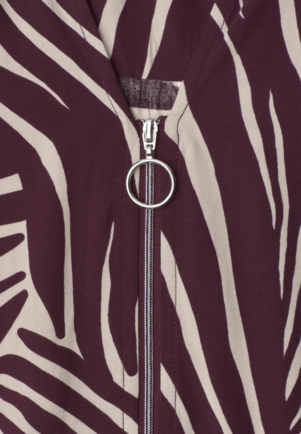 Midi-Kleid mit Split Neck und Zipper