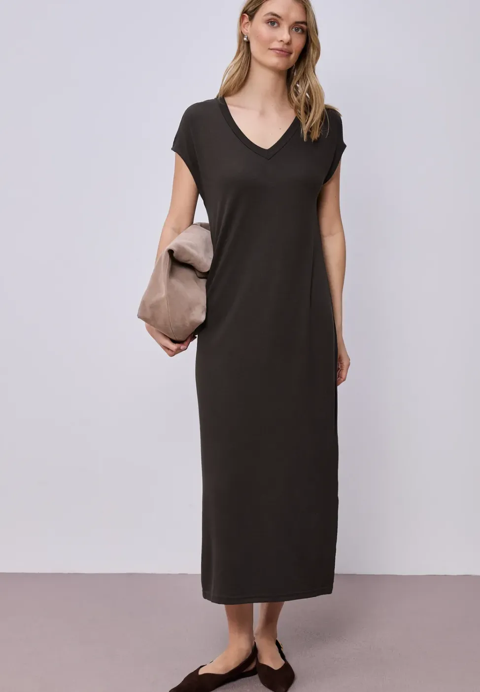 Midi-Kleid mit V-Neck im Strick-Look