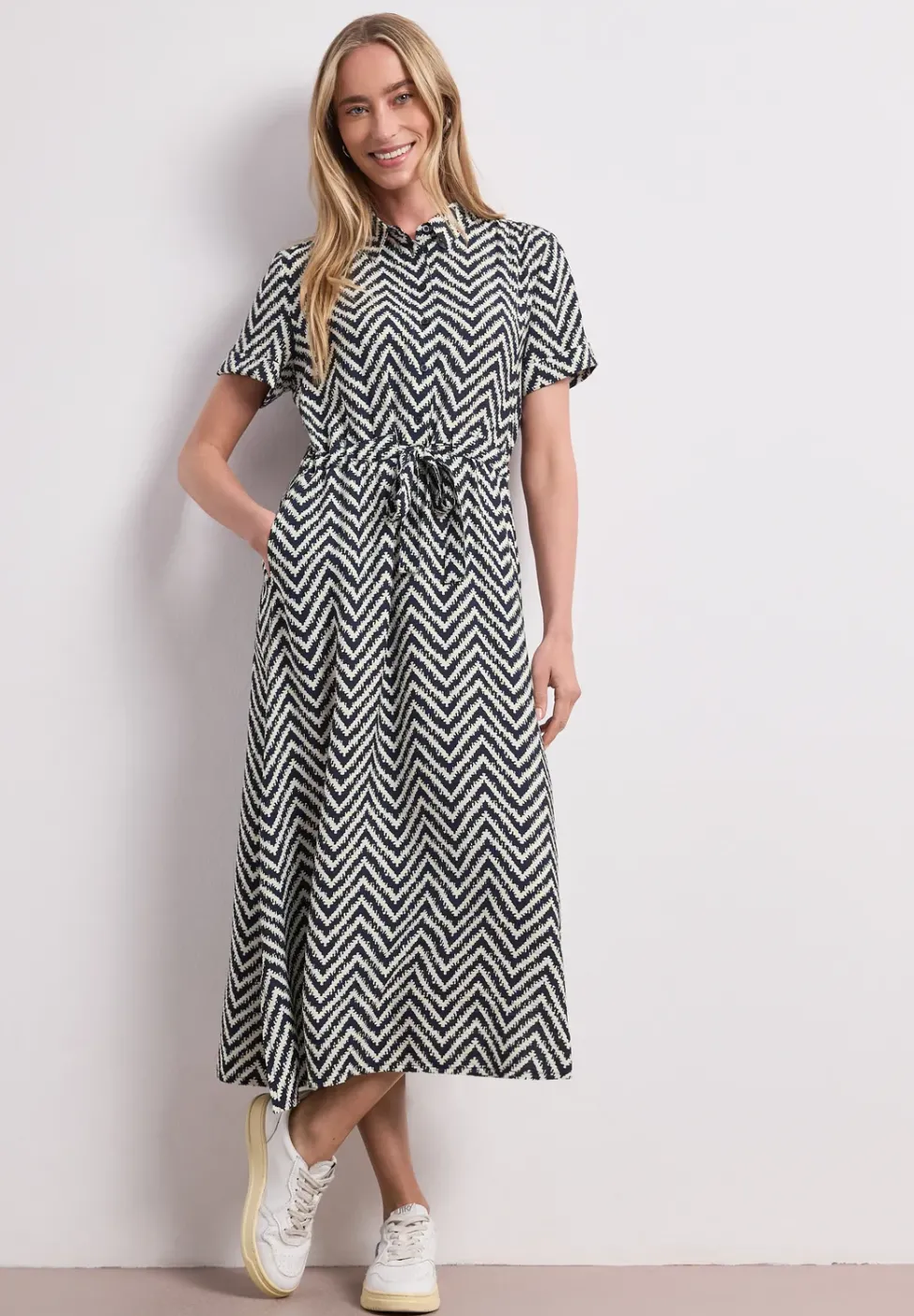 Midi-Kleid mit Zick-Zack-Muster