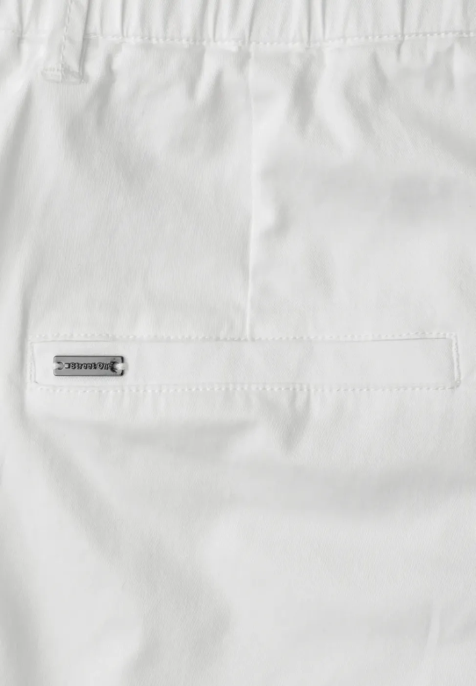 Mid Waist Chino Shorts im Casual Fit