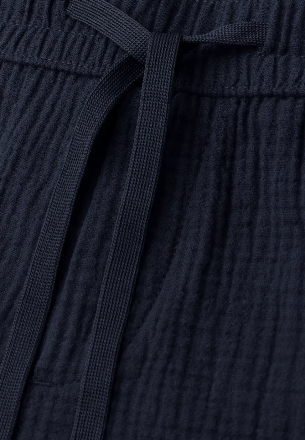 Mid Waist Shorts aus Musselinstoff