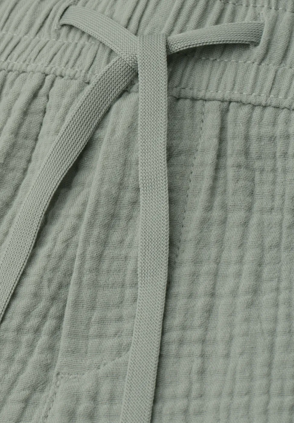 Mid Waist Shorts aus Musselinstoff