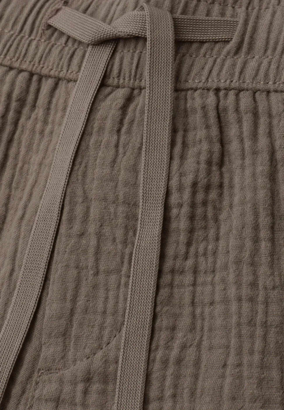 Mid Waist Shorts aus Musselinstoff
